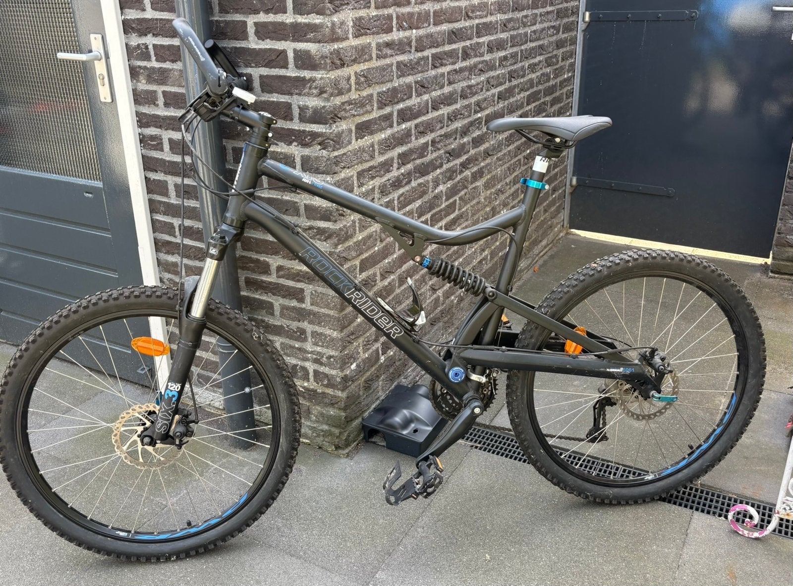 Schuuropruiming mountainbike, Ophalen