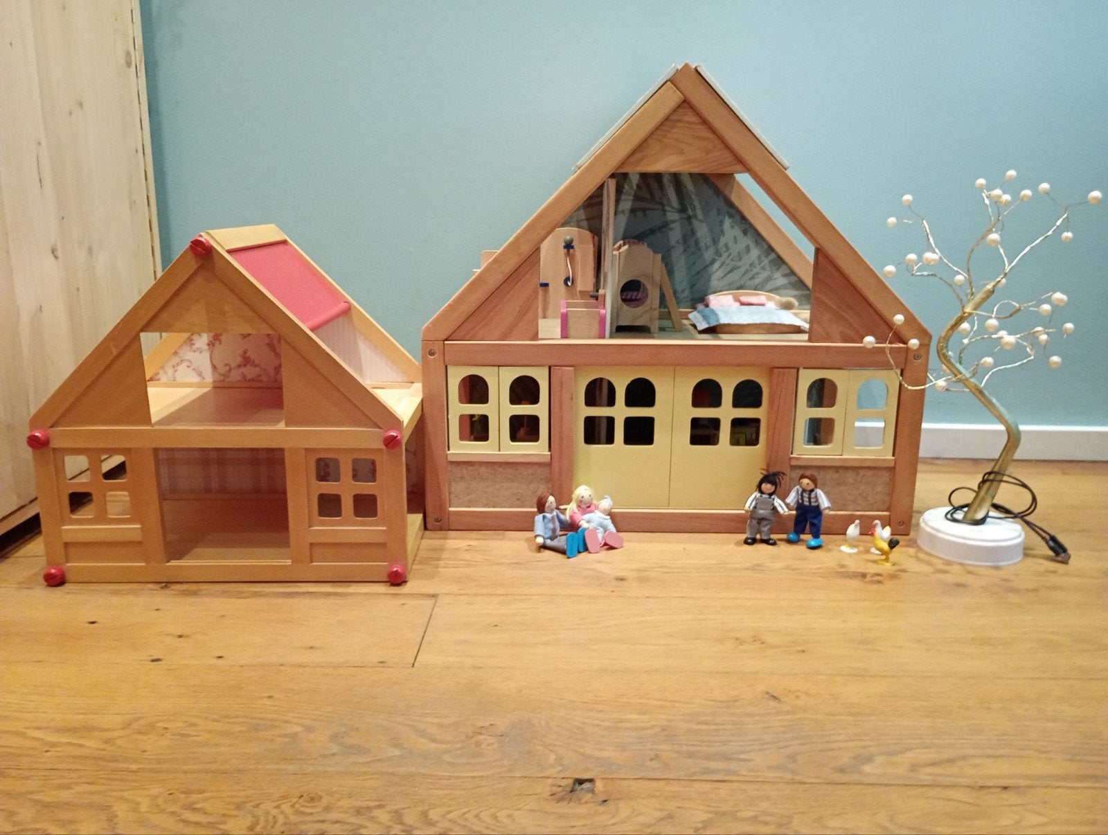 Poppenhuisje boompje beestje, Ophalen, Zo goed als nieuw, Poppenhuis