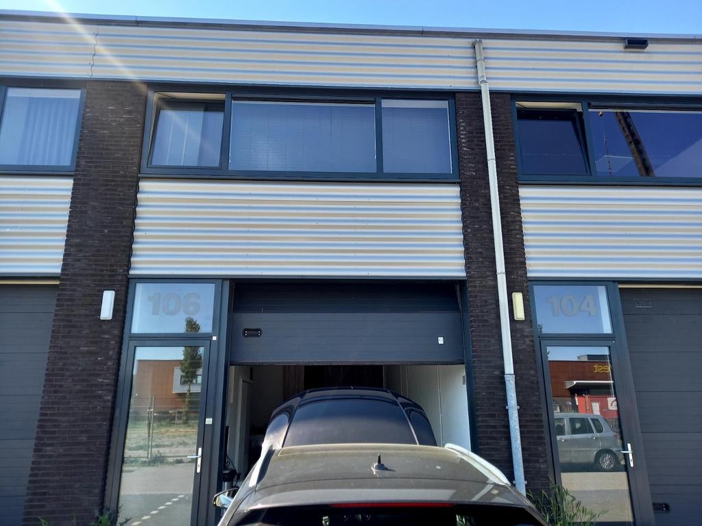 Te koop Bedrijfspand  cruquiuszoom, Koop, Bedrijfsruimte