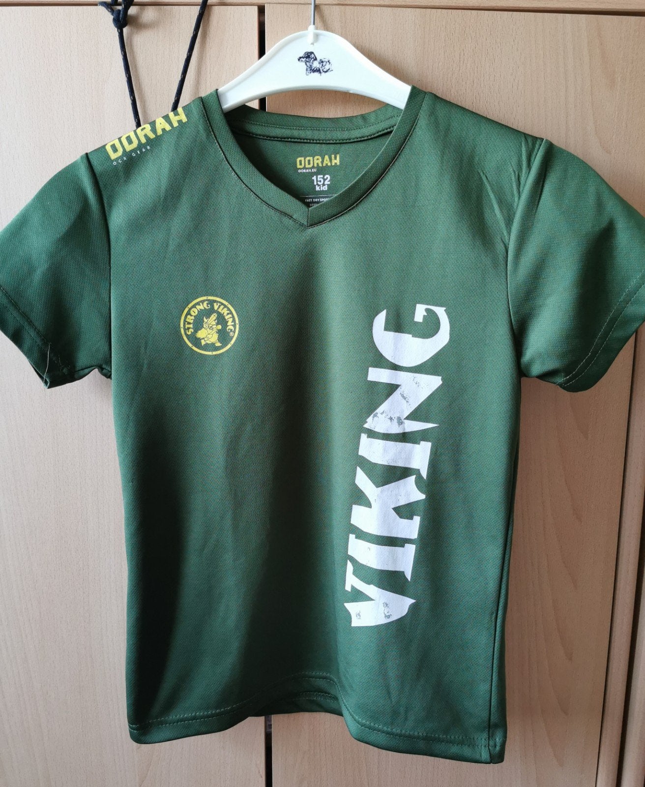 Strong Viking T-shirt maat 152 Groen, Jongen of Meisje, Nieuw, Ophalen of Verzenden, Oorah