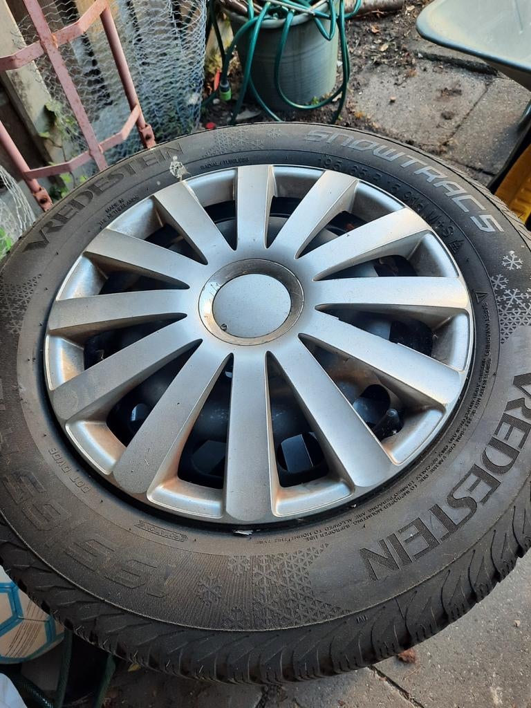 winterbanden met velgen 195/65 R15 afkomstig van ford c max, Ophalen, Gebruikt