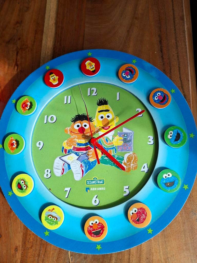 Sesamstraat wandklok Bert en Ernie, Kinderen en Baby's, Speelgoed | Babyspeelgoed, Ophalen, Overige typen