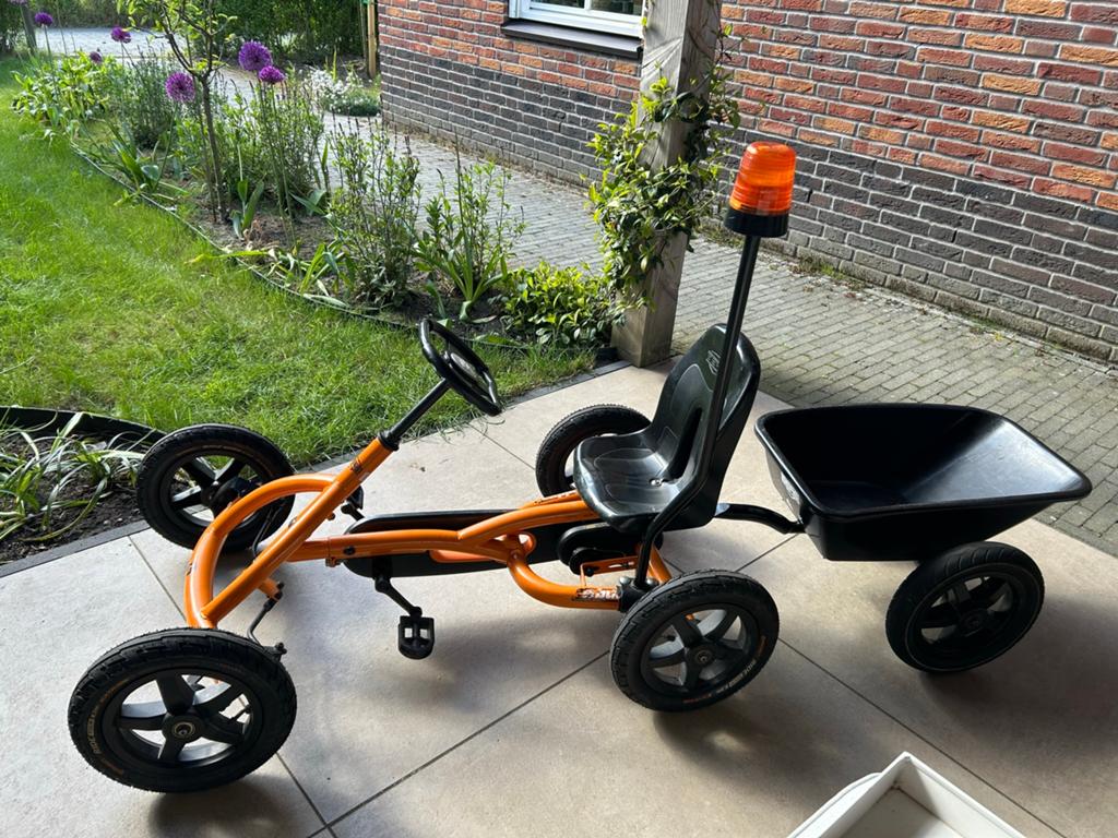 Berg Buddy skelter met kar en zwaailicht, Kinderen en Baby's, Speelgoed | Buiten | Skelters, Ophalen, Gebruikt, Berg, Met kar of aanhanger