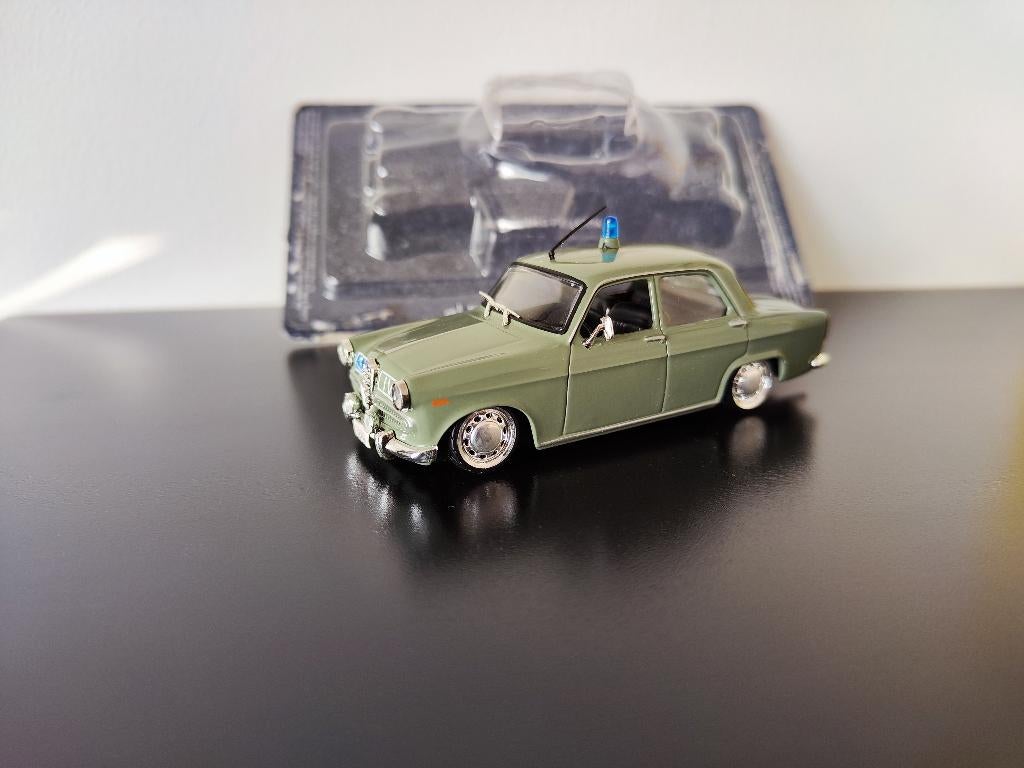 DeAgostini Alfa Romeo Giulietta (Custom), Ophalen of Verzenden, Zo goed als nieuw, Auto, Overige merken