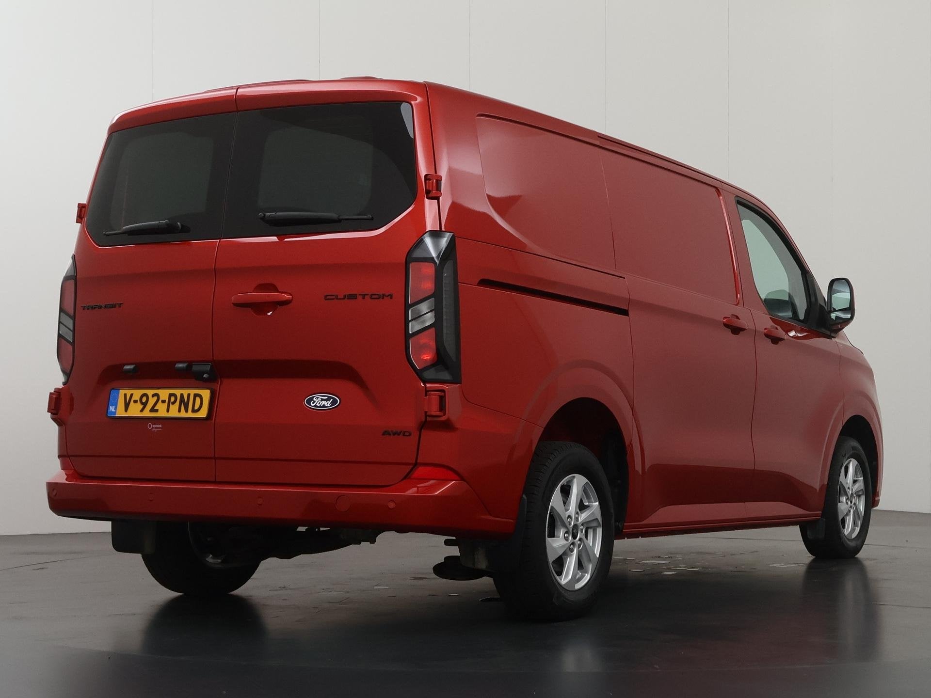 Ford Transit Custom 320 | 2.0 TDCI | AUT. | L1 H1 | AWD | 4X, Auto's, Bestelauto's, Automaat, Gebruikt, 4 cilinders, 2500 kg