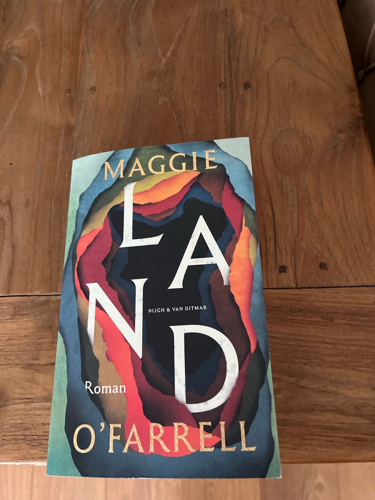 Maggie O'Farrell - Land (Roman), Ophalen of Verzenden, Zo goed als nieuw, Nederland