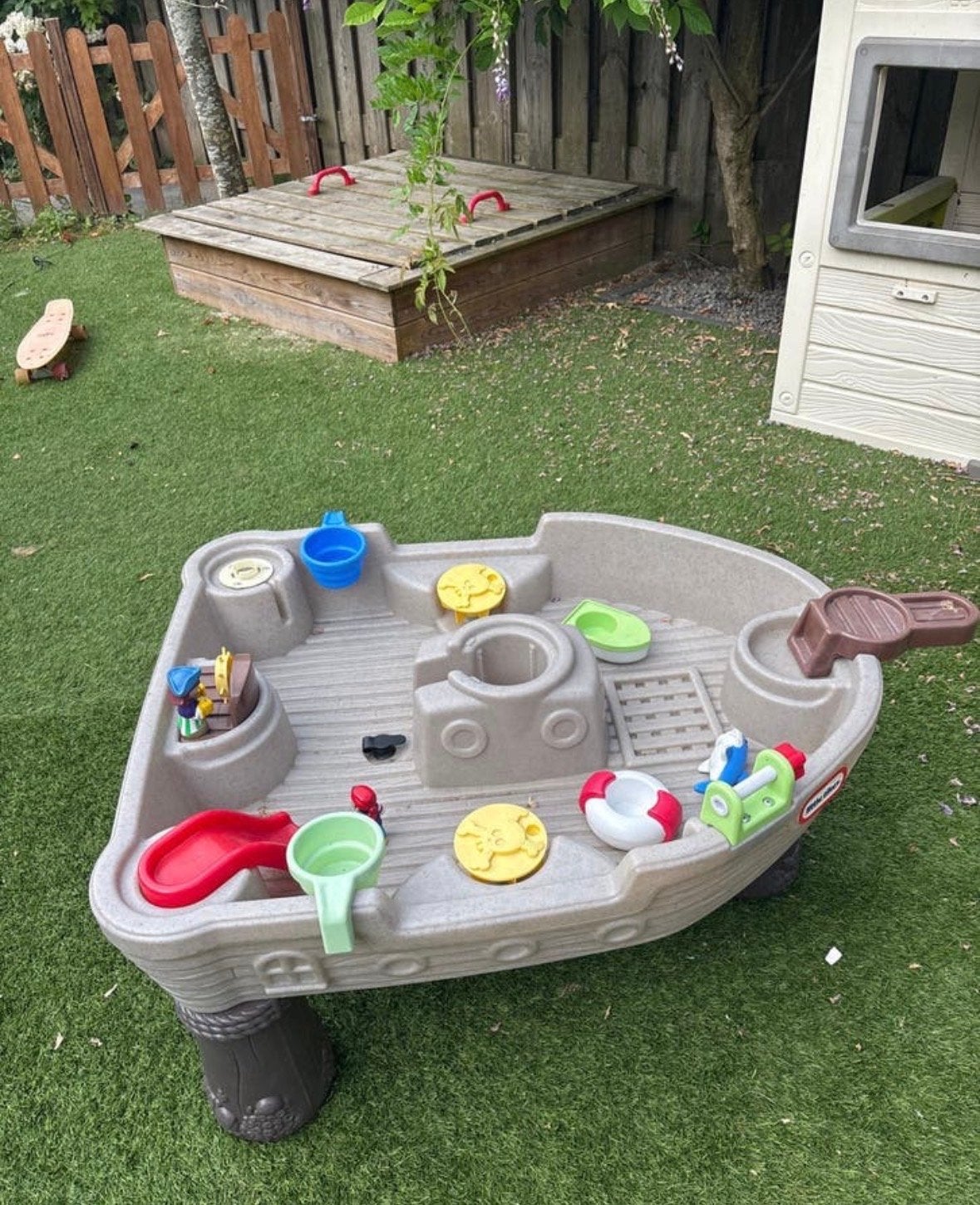 Little Tikes Piratenschip Zand- en Watertafel, Ophalen, Gebruikt