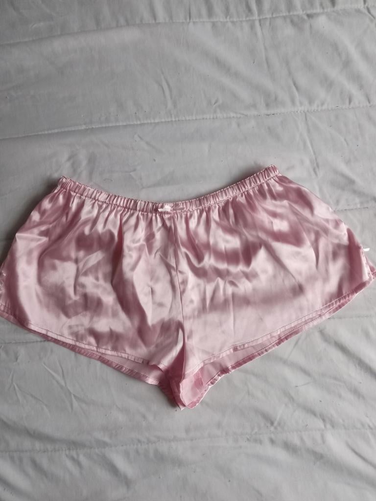 Hunkemöller cami broekje satijn roze maat M, Hunkemöller, Ophalen of Verzenden, Roze, Broekje of Short