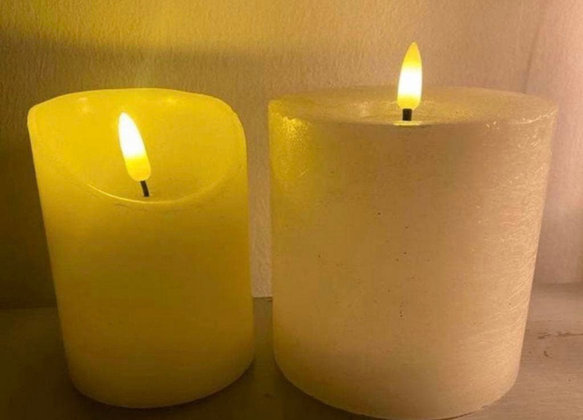 2 ledkaarsen, Ophalen of Verzenden, Zo goed als nieuw
