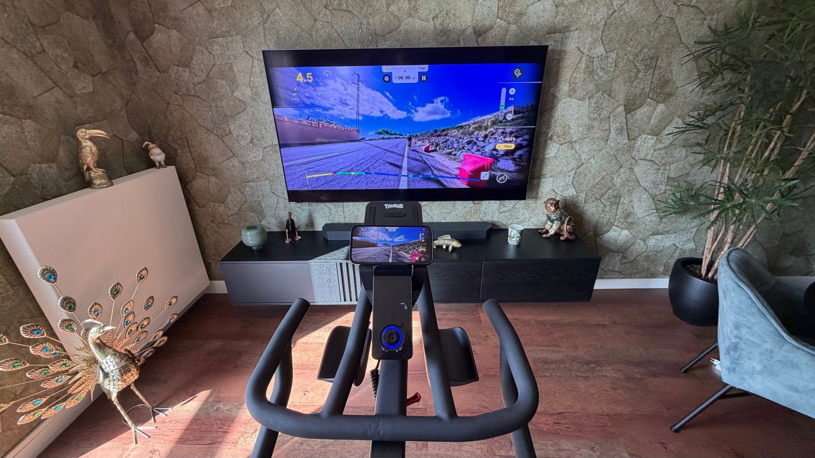 Foto 6 van ZGAN Taurus Z9 Pro 2e generatie indoorbike / spinningbike