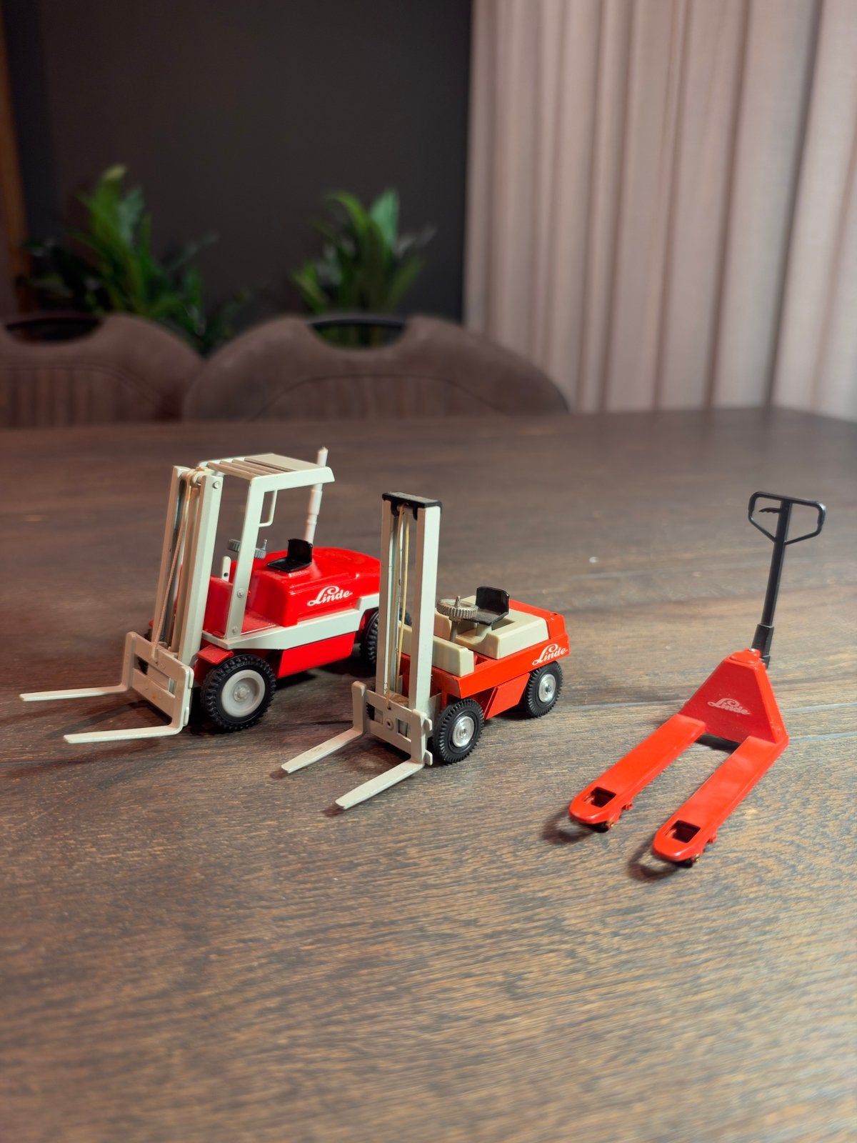 3x Linde Heftruck Miniaturen + Palletwagen – Ook Los te koop, Ophalen of Verzenden, Zo goed als nieuw, Auto, Overige merken