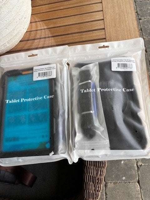 Samsung Galaxy Tab A 9 Hoes met Screen Protector en handriem, Computers en Software, Ophalen of Verzenden, Nieuw, 10 inch, Bescherming voor- en achterkant