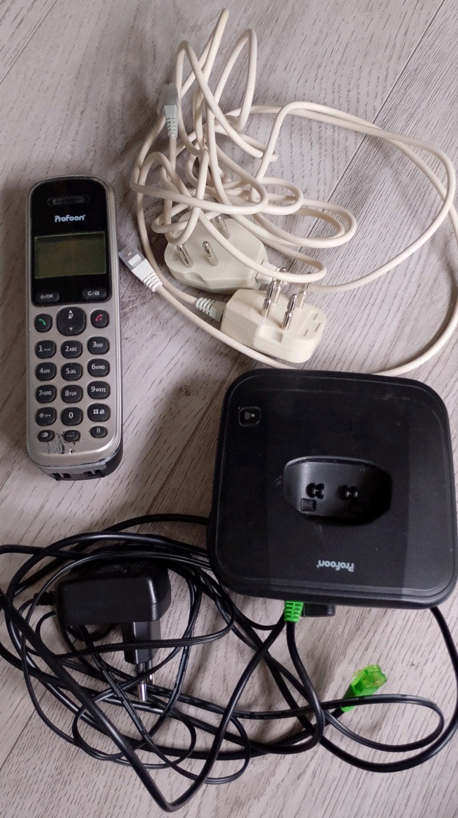 Profoon Huistelefoon met Basisstation en Oplader, Ophalen of Verzenden, Gebruikt, 1 handset