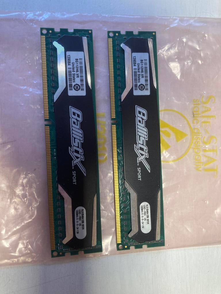 2x Crucial Ballistix, 2x 4Gb = 8Gb, 2x BL51264BA1339, Computers en Software, RAM geheugen, 1333MHZ, Gebruikt, Server, 8 GB
