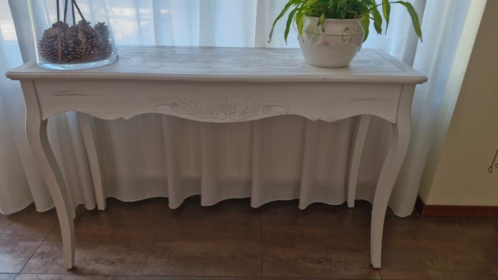 Elegante bijzettafel 120x40x75 cm - Wit met houtsnijwerk, Huis en Inrichting, Ophalen, Gebruikt, Rechthoekig, Klassiek, Landelijk