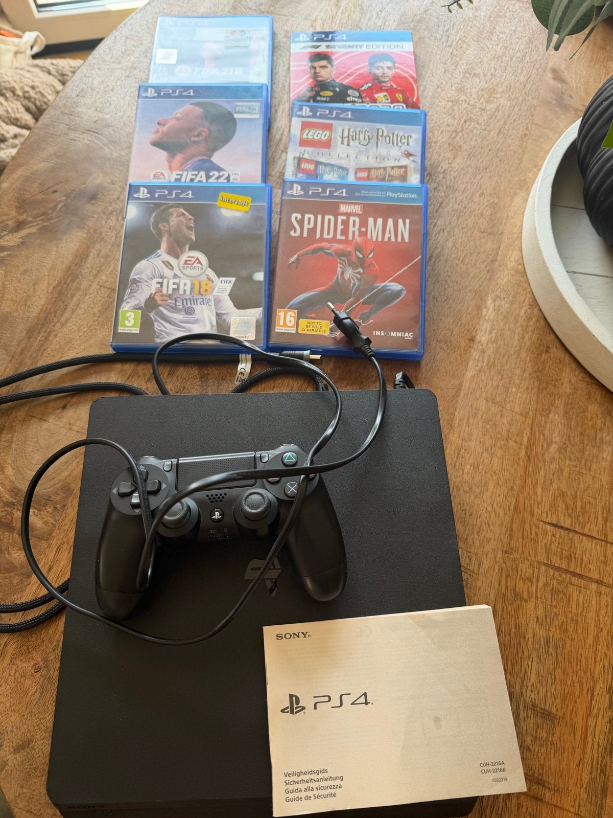 PlayStation 4  met 6 games 500 gb, Ophalen of Verzenden, Met 1 controller, Slim, 500 GB
