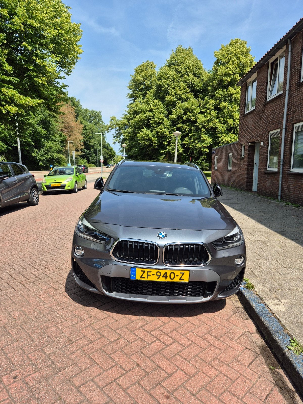 BMW X2 Sdrive20i 192pk Aut 2019 Grijs, Auto's, 1998 cc, X2, 1800 kg, 1435 kg