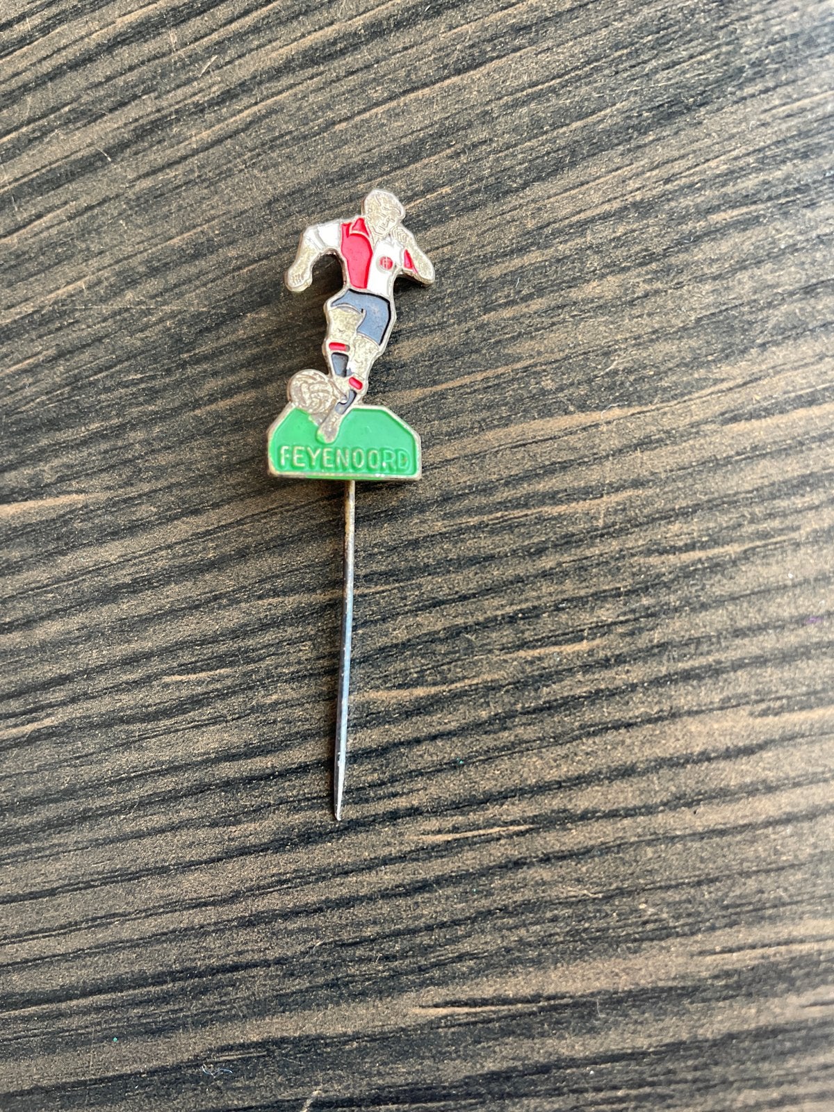 Feyenoord Voetballer Speldje, Verzamelen, Speldjes, Pins en Buttons, Ophalen of Verzenden, Gebruikt, Sport, Speldje of Pin