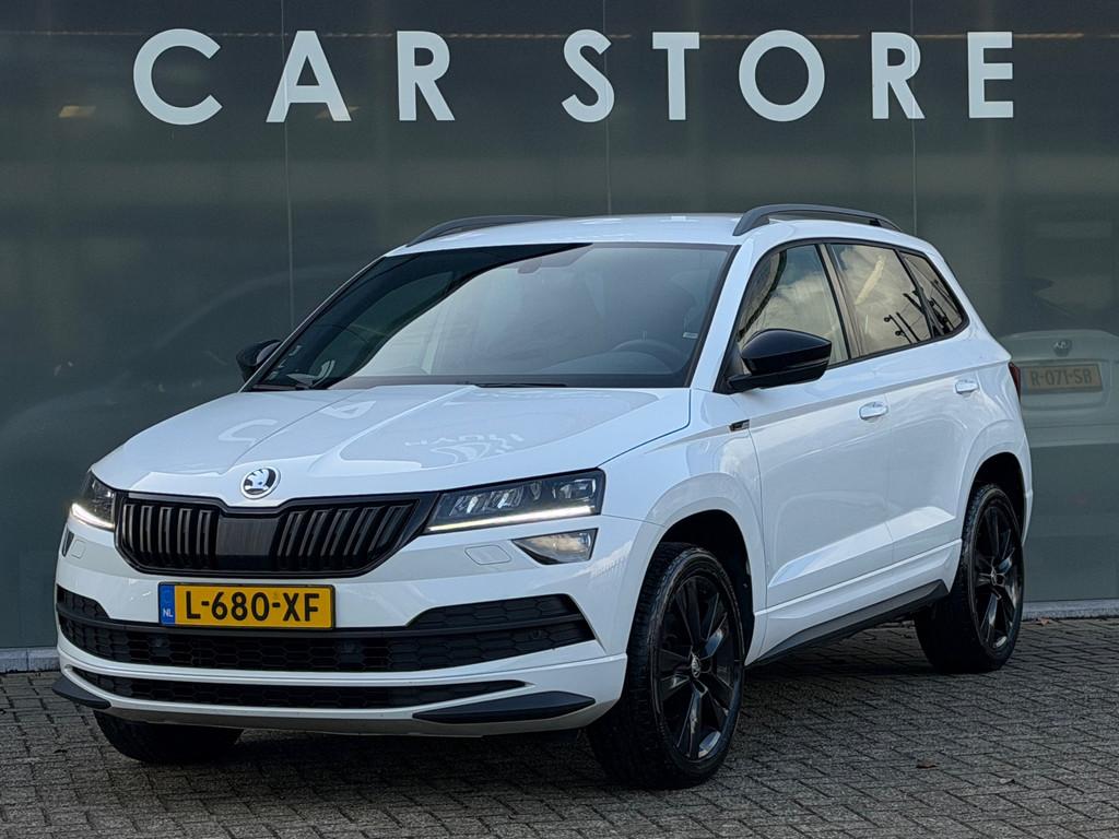 Skoda Karoq 1.5 TSI DSG 150PK Sportline Stoelverwarming, Stof, 4 cilinders, 150 pk, Wit