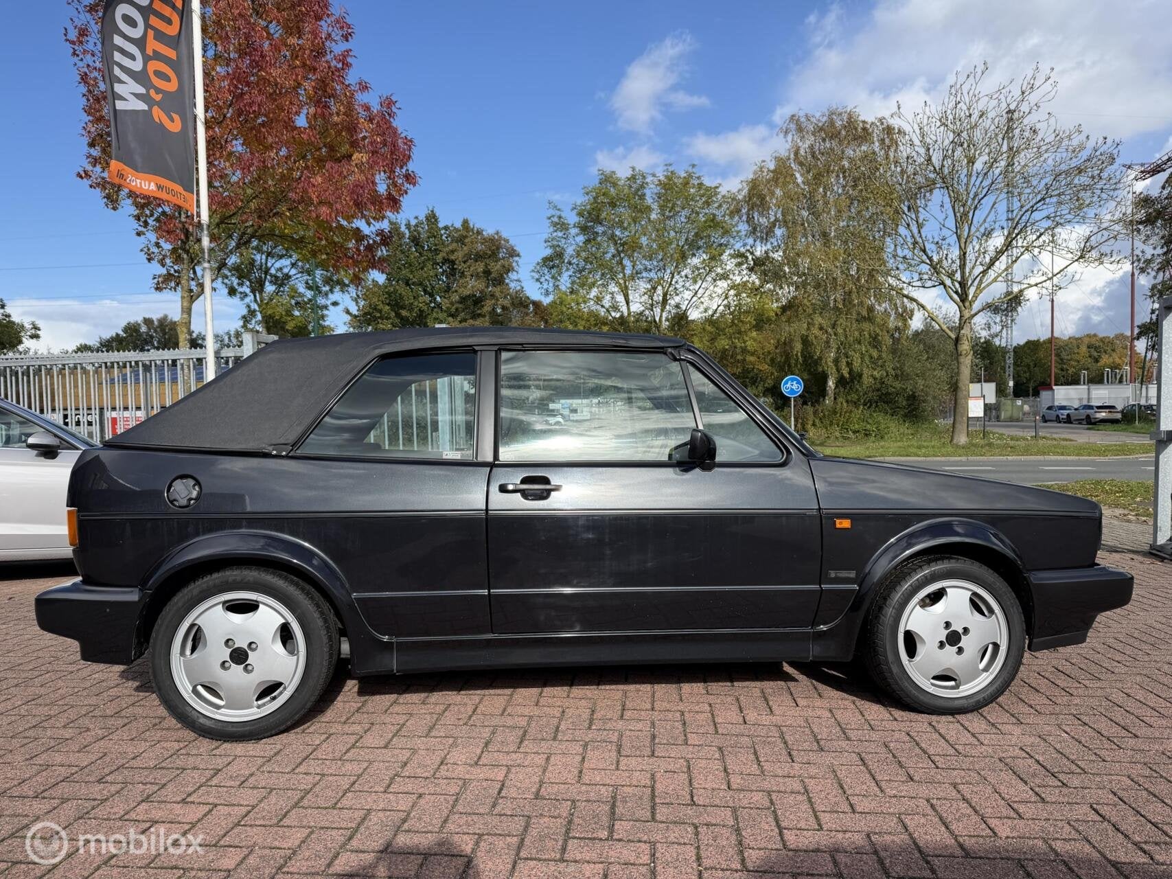 Volkswagen Golf Cabrio 1.6 GLS Leder Stereo zeer nette auto, Voorwielaandrijving, Gebruikt, Zwart, 4 cilinders