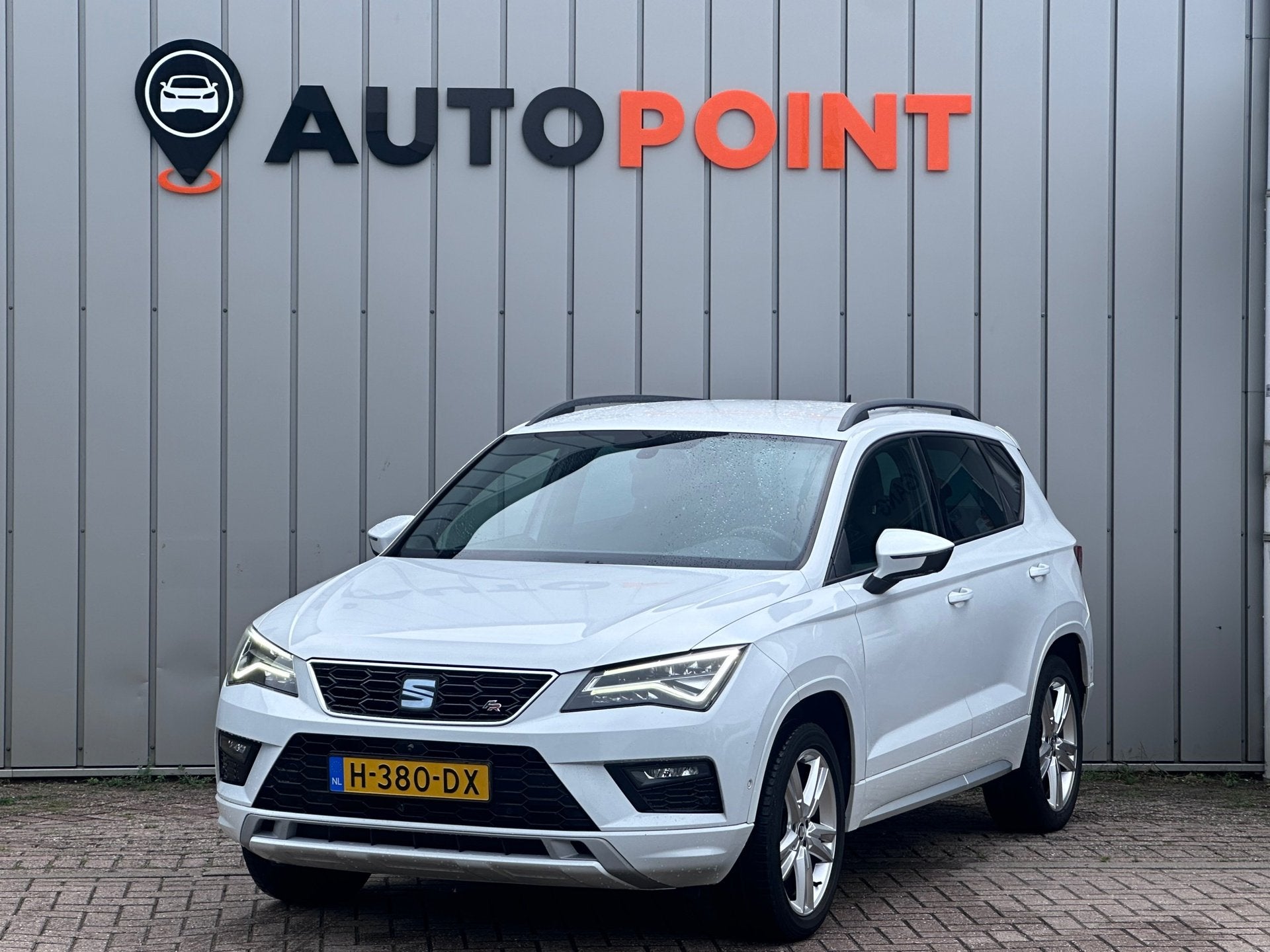 Seat Ateca 1.5 TSI FR Bus excl bpm btw ALCANTARA TREKHAAK DE, Voorwielaandrijving, Dealer onderhouden, 4 cilinders, 150 pk