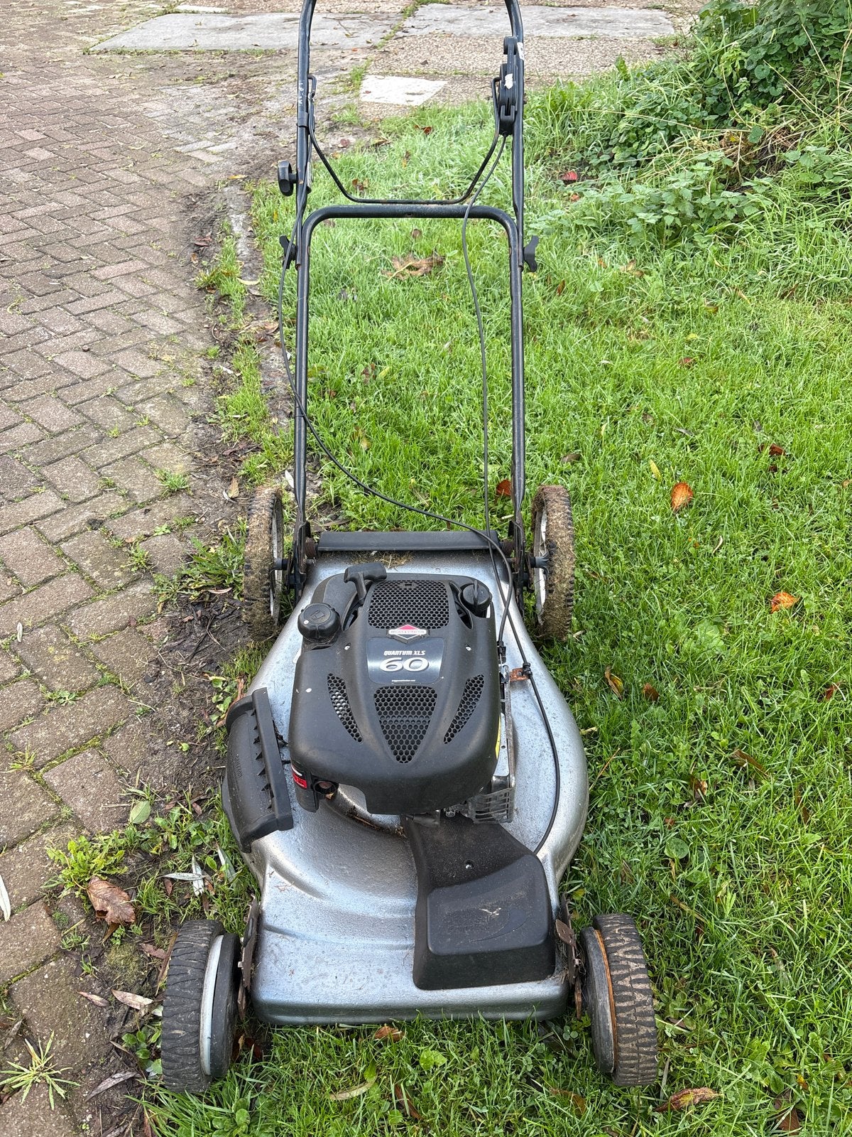 Grasmaaier met Briggs & Stratton motor - 56 cm maaibreedte, Ophalen of Verzenden, Gebruikt, 50 cm of meer, Benzine-grasmaaier