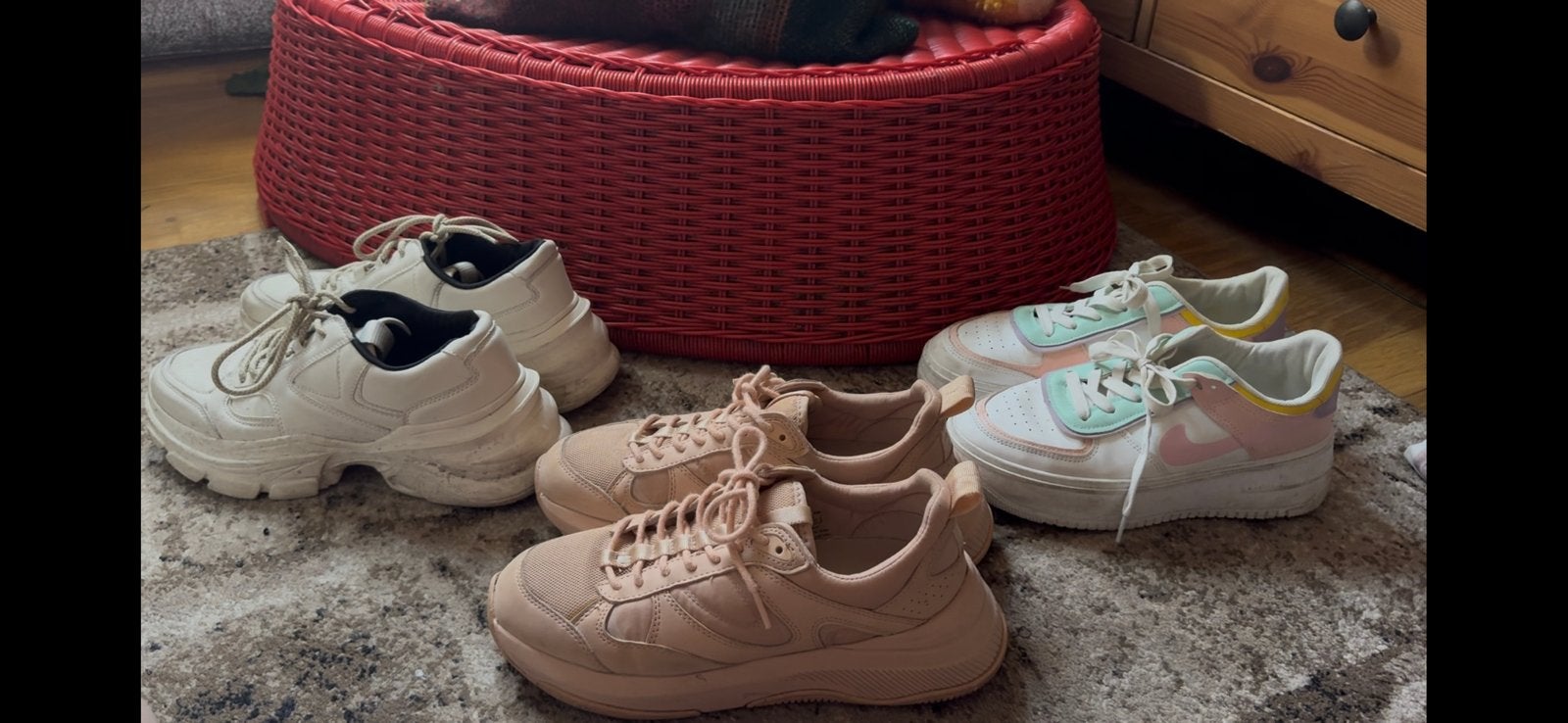 Zara sneakers gympen schoenen 39 zalm beige, Beige, Ophalen of Verzenden, Sneakers of Gympen, Zo goed als nieuw