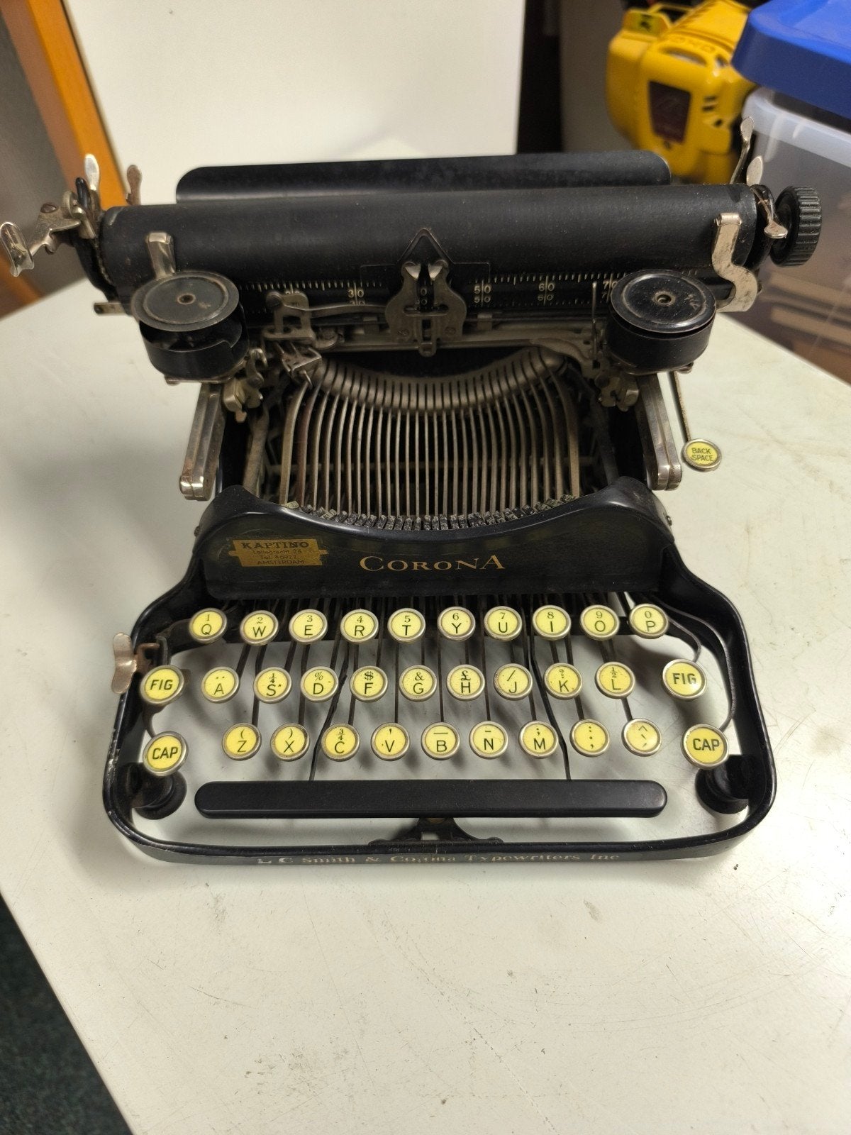 corona typemachine in reiskist, Diversen, Typemachines, Ophalen, Gebruikt