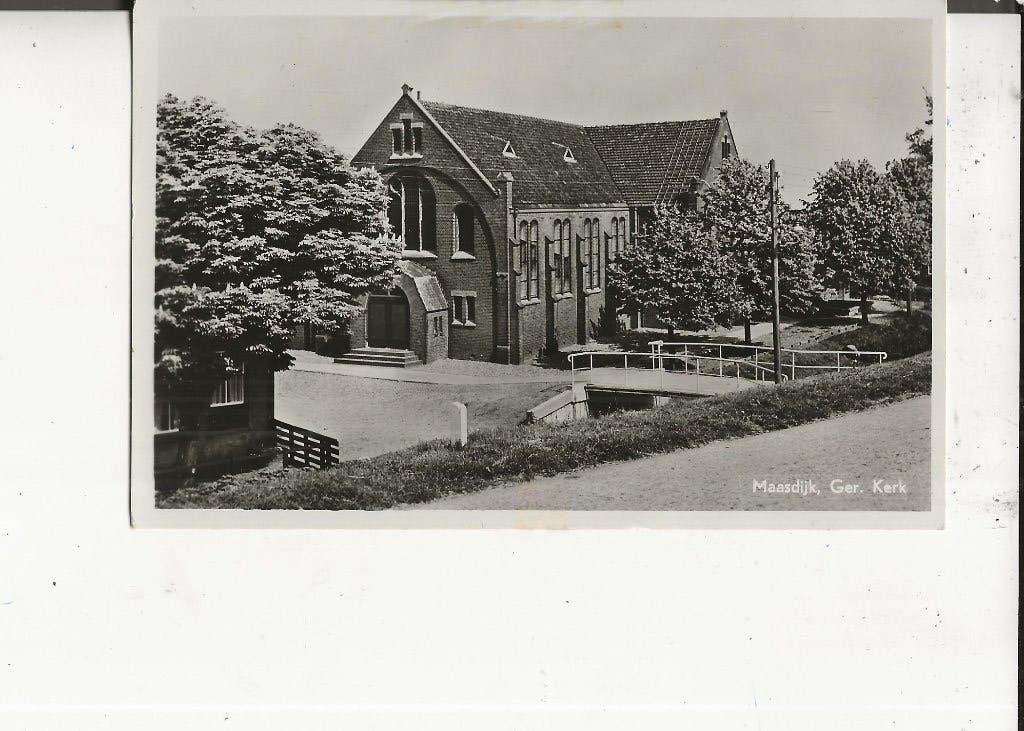 Maasdijk Gereformeerde Kerk  Koornneef, Verzamelen, Ansichtkaarten | Nederland, Ophalen of Verzenden, Ongelopen, Zuid-Holland