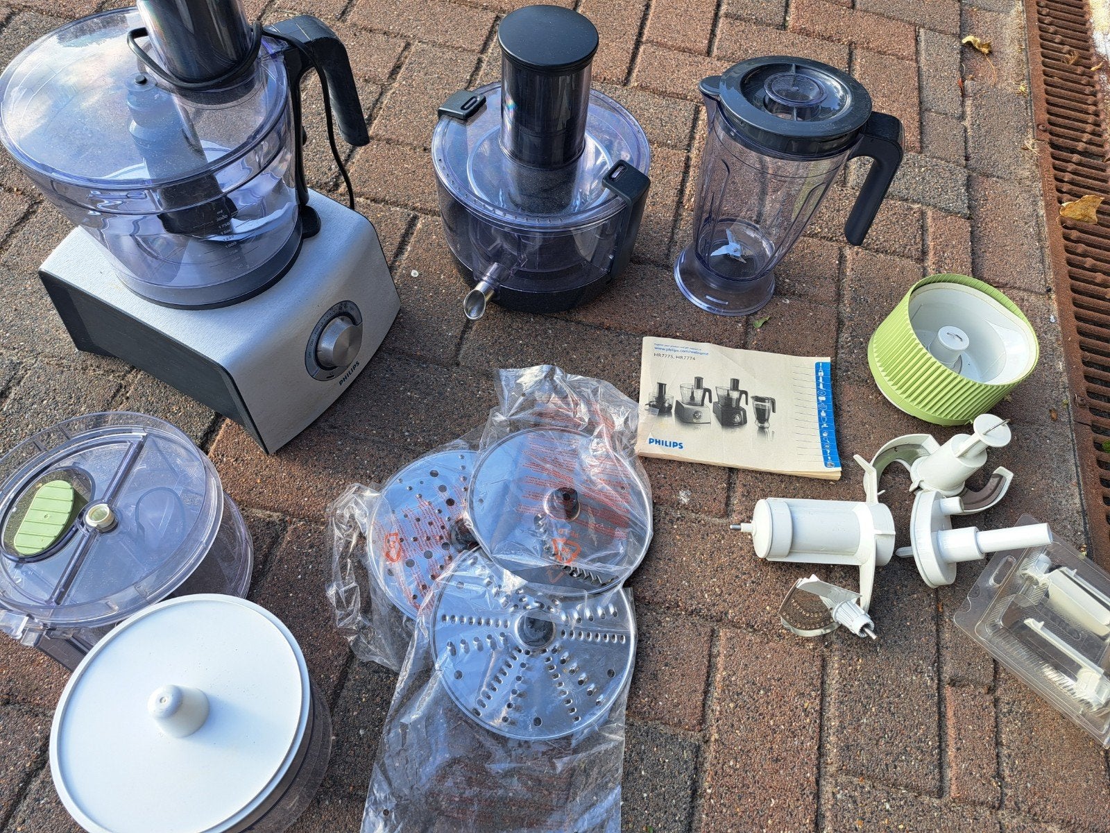 Philips en Braun Keukenmachines met Accessoires, 2 tot 3 liter, Ophalen of Verzenden, Gebruikt, 3 snelheden of meer
