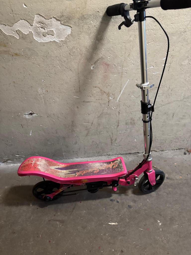 SPACE SCOOTER, Fietsen en Brommers, Steps, Ophalen, Zo goed als nieuw