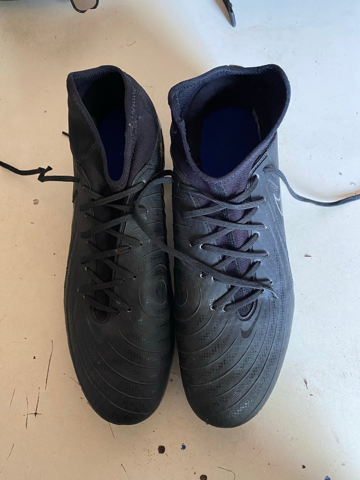Zwarte Nike voetbalschoenen - Maat 45, Gebruikt, Maat XS of kleiner, Schoenen, Ophalen of Verzenden