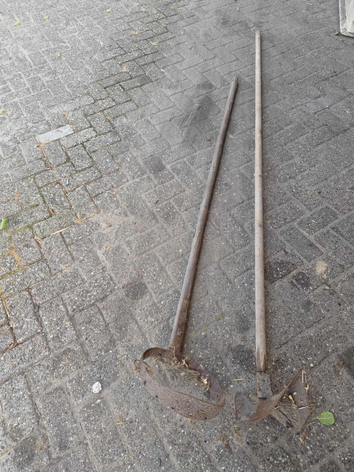 Antiek boerengereedschap: Baggerbeugel & Aardappelaanaarder, Ophalen