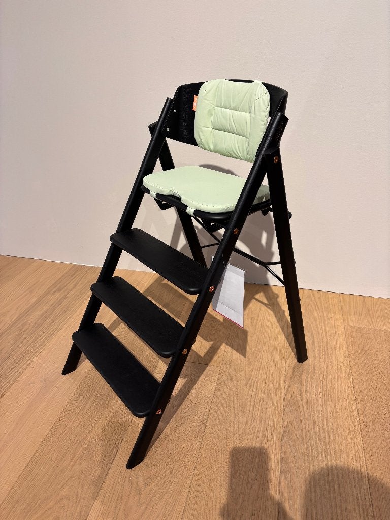 Kaos klapp kinderstoel inclusief kussen, Kinderen en Baby's, Kinderstoelen, Ophalen, Zo goed als nieuw, Inklapstoel, Aanschuifbaar
