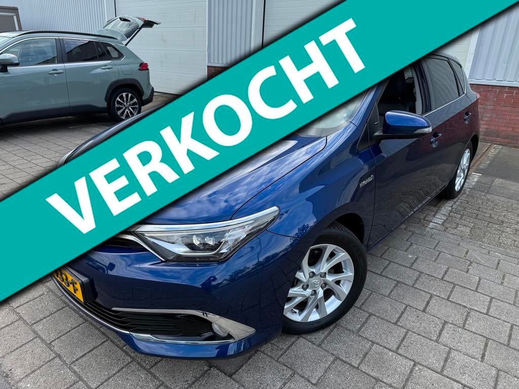 Toyota Auris 1.8 Hybrid 2017 Executive LEDER-ALCANTARA NAVI, 28 km/l, Gebruikt, 4 cilinders, Blauw