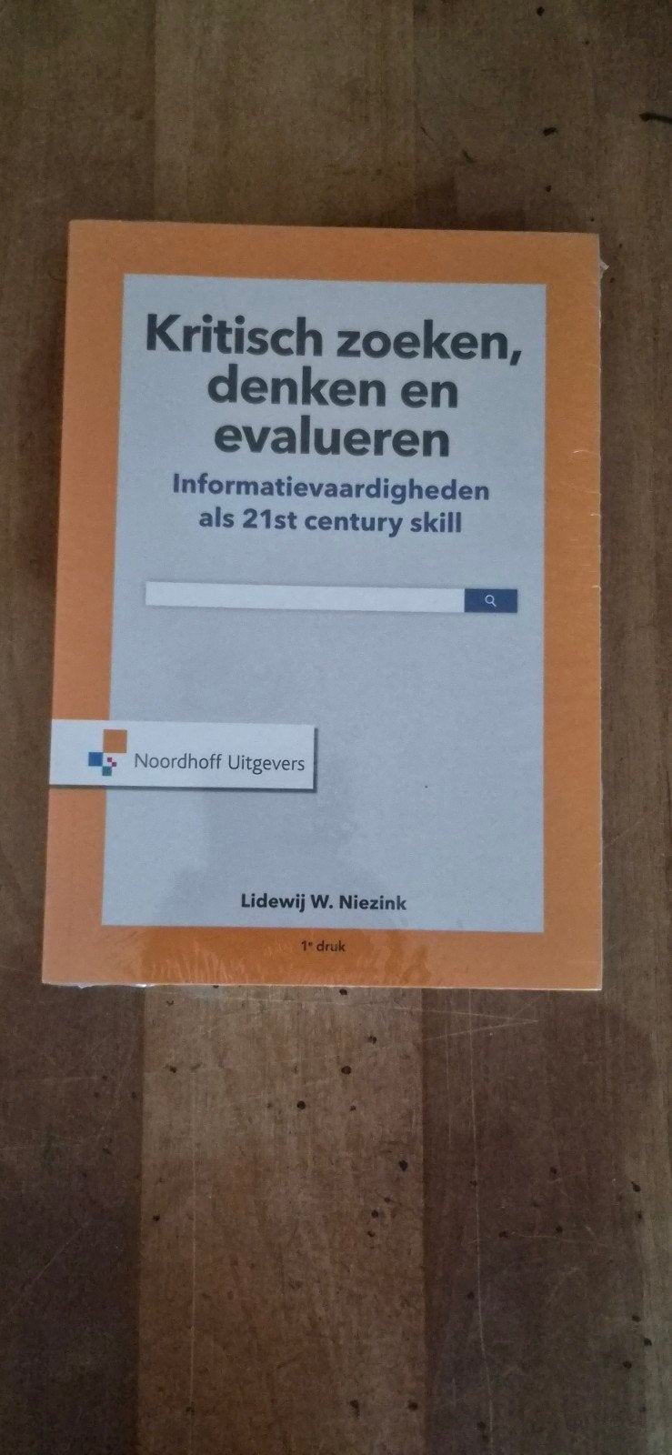 Kritisch zoeken, denken en evalueren - Lidewij W. Niezink, Ophalen of Verzenden, Zo goed als nieuw, HBO, Lidewij W. Niezink