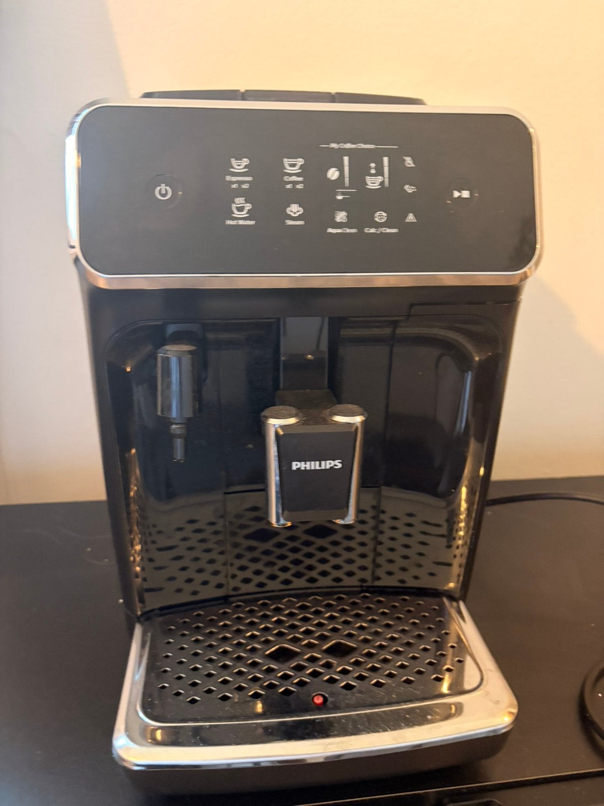 Philips volautomatische koffiemachine met melkopschuimer, Witgoed en Apparatuur, Koffiezetapparaten, Koffiemachine, Zo goed als nieuw