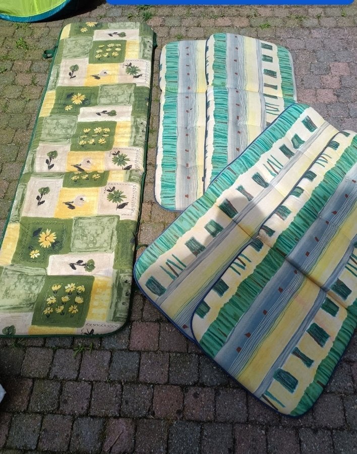 4st. Tuinstoel kussens en dikke kussen voor een stretcher., Tuin en Terras, Ophalen, Zo goed als nieuw