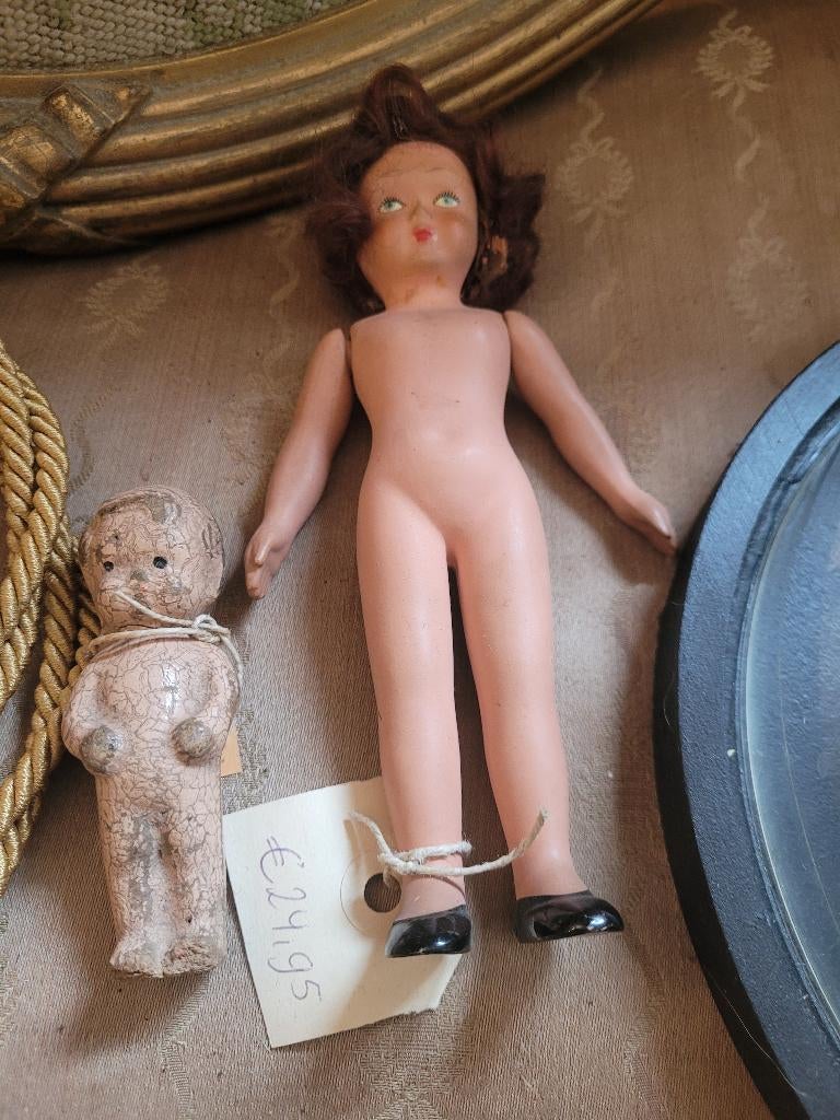 Antiek klein stenen popje, Heikant 21 Kaatsheuvel, Belle Vieille Brocante, Ophalen of Verzenden, Zo goed als nieuw