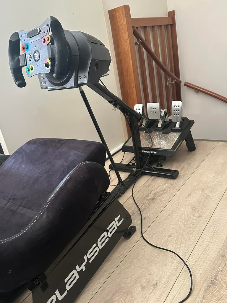 T300RS + T-LCM loadcell pedalen + Playseat, Computers en Software, Joysticks, Zo goed als nieuw, Ophalen of Verzenden