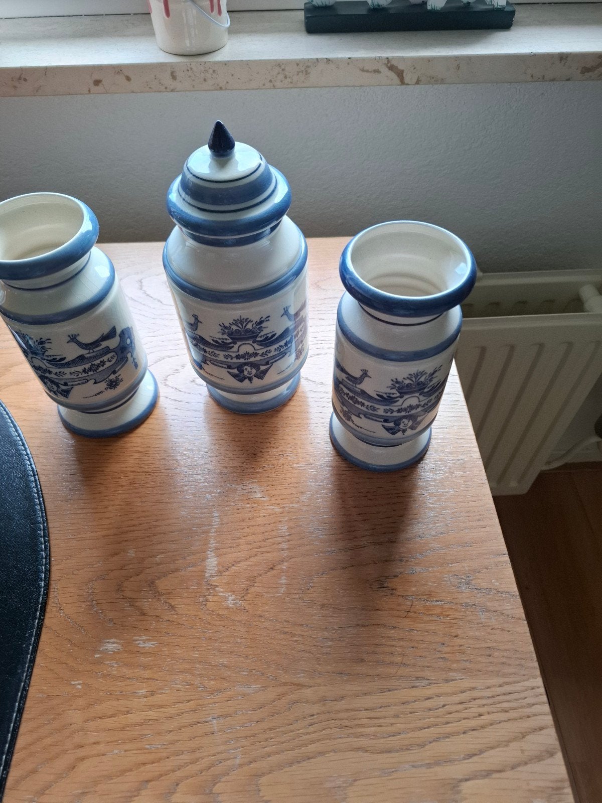Set van 3Delfts blauwe vazen, Ophalen