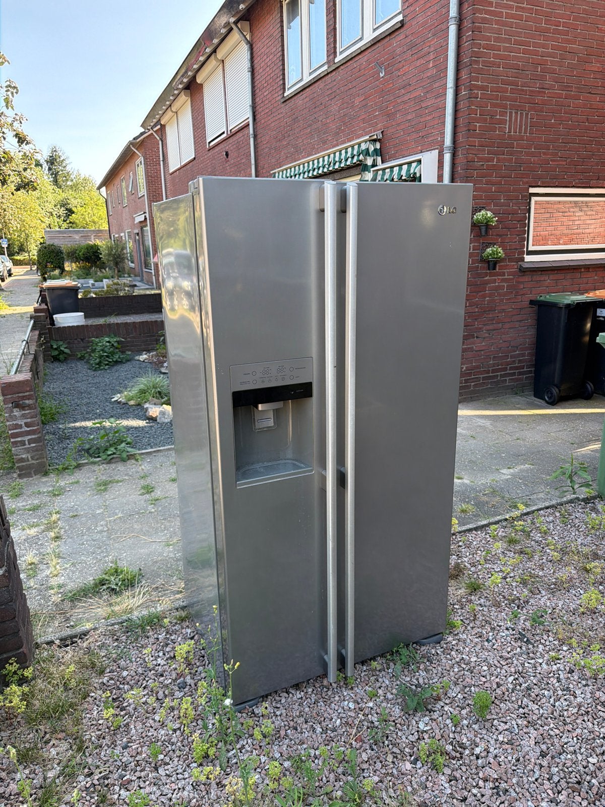 LG Amerikaanse koelkast - defect - gratis ophalen, Ophalen, 200 liter of meer, 60 cm of meer, Met aparte vriezer