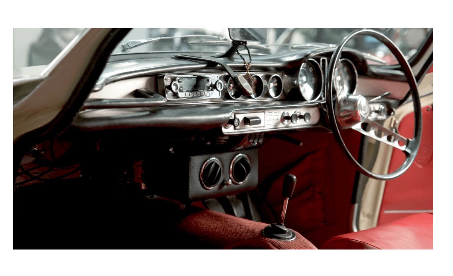 Volvo P1800 - Compleet Nieuw Modern Airconditioning Systeem, Ophalen, Nieuw