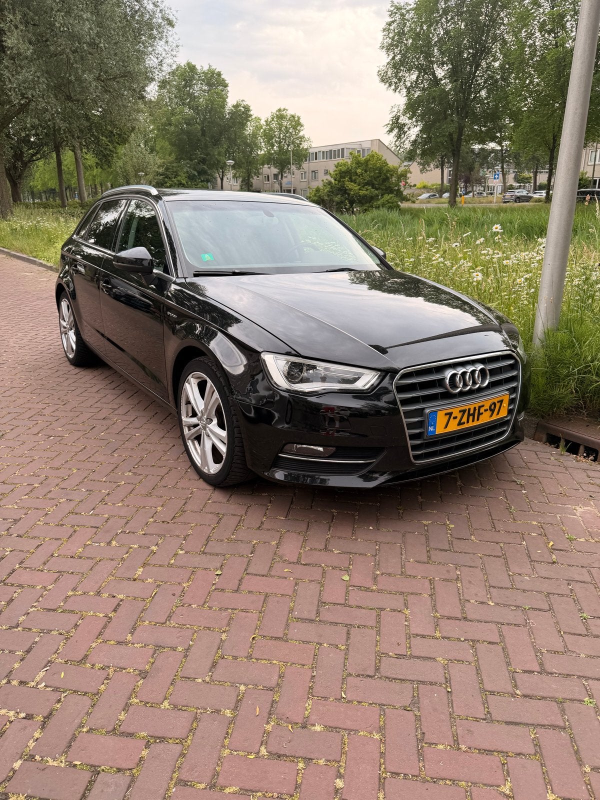 Audi A3 1.4TFSI G-tron 81KW SB S-tro 2014 Zwart, Auto's, 4 cilinders, Overige brandstoffen, Zwart, Origineel Nederlands