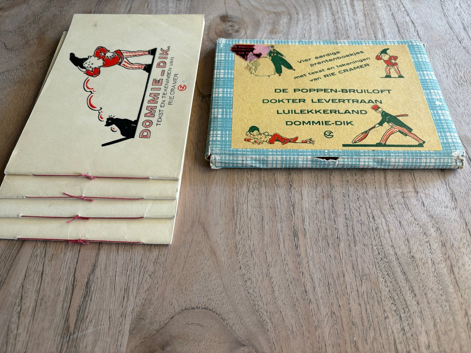 Vintage Rie Cramer Prentenboekjes: Dommie-Dik & meer, Ophalen of Verzenden, Gelezen, Sprookjes