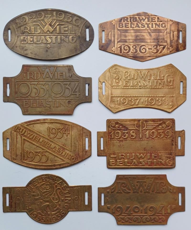Verzameling van rijwielbelastingplaatjes 8 stuks, Ophalen of Verzenden