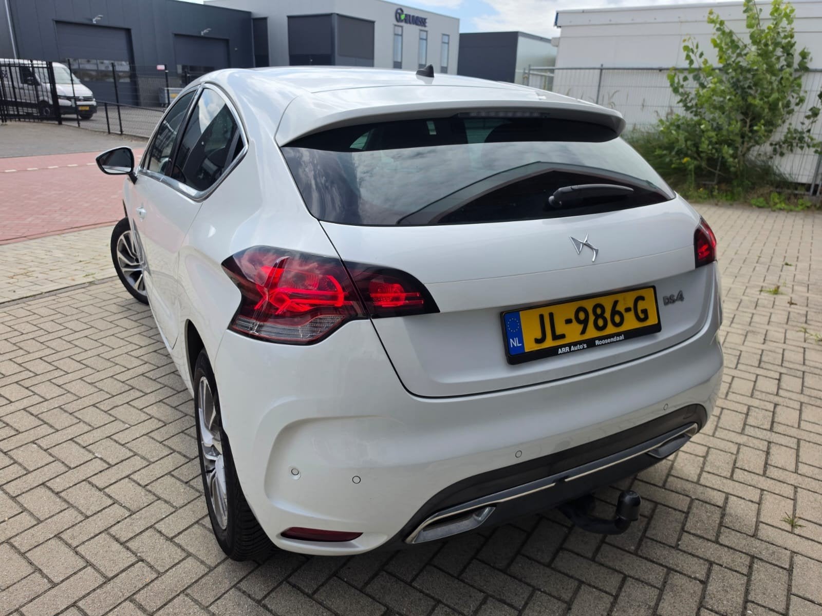 Citroën DS4 1.2 VTI 96KW 2015 Wit, Auto's, Citroën, Zwart, 1199 cc, Leder en Stof, Wit