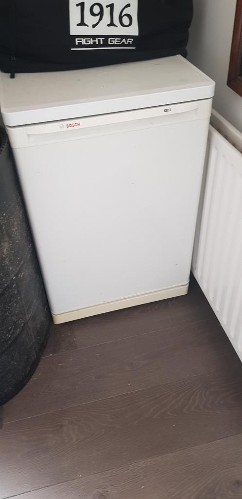 Vriezer Bosch, Witgoed en Apparatuur, Vriezers en Diepvrieskisten, Ophalen, Gebruikt, Minder dan 60 cm, 85 tot 120 cm