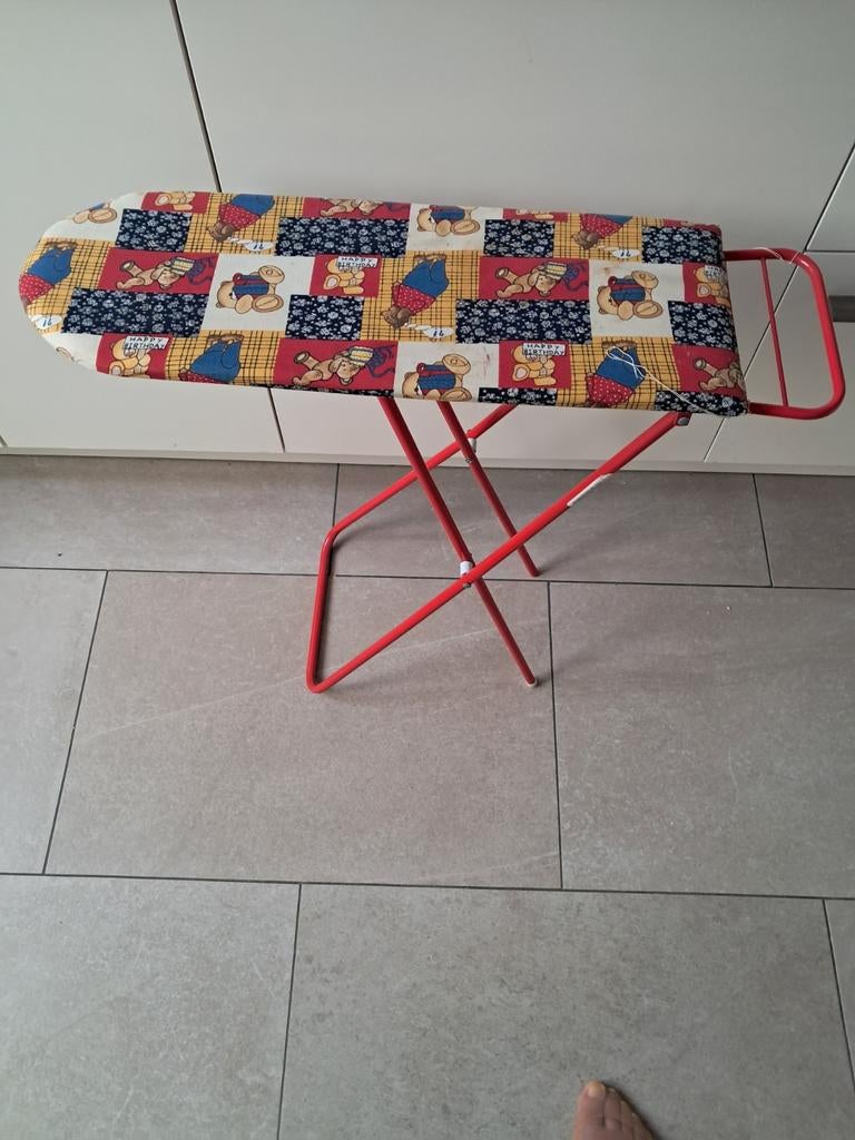 Strijkplankje is mooi en onbeschadigd, Ophalen of Verzenden, Zo goed als nieuw, Jongen of Meisje