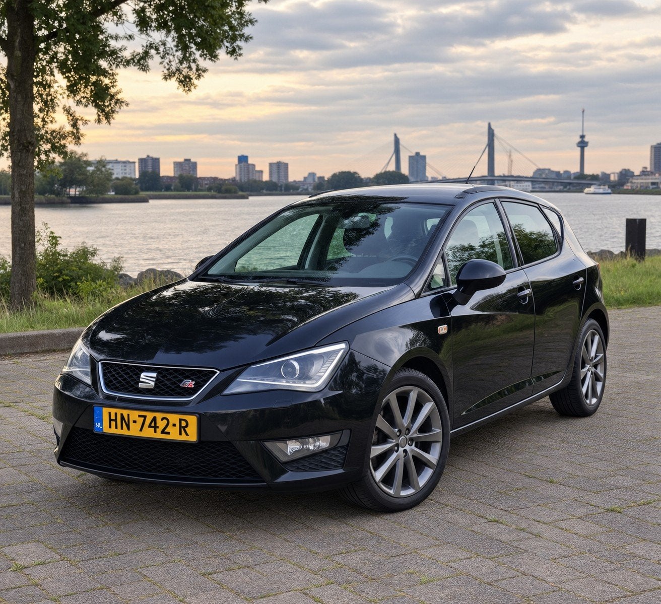 Seat Ibiza 1.2 TSI 77KW 5DRS 2015 Zwart, Auto's, Seat, Voorwielaandrijving, 990 kg, 1200 kg, Handgeschakeld